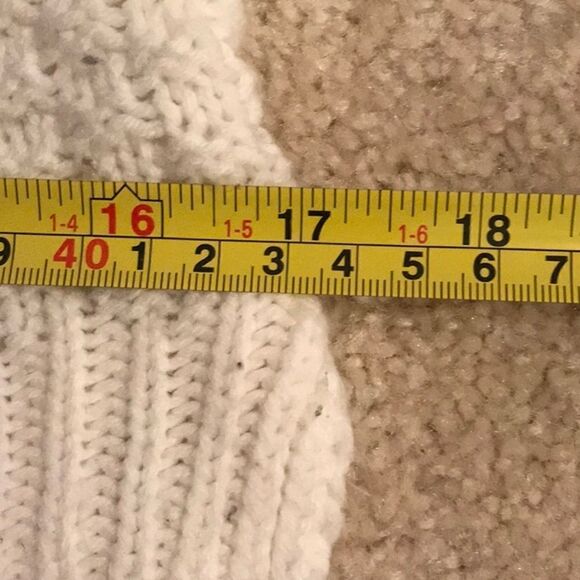 SO BRAND WOMEN’S SIZE XS SWEATER! - Picture 10 of 11